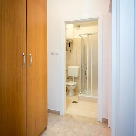 Maria Guest house *